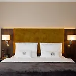 Herzl Bei Erding 4* Forstern